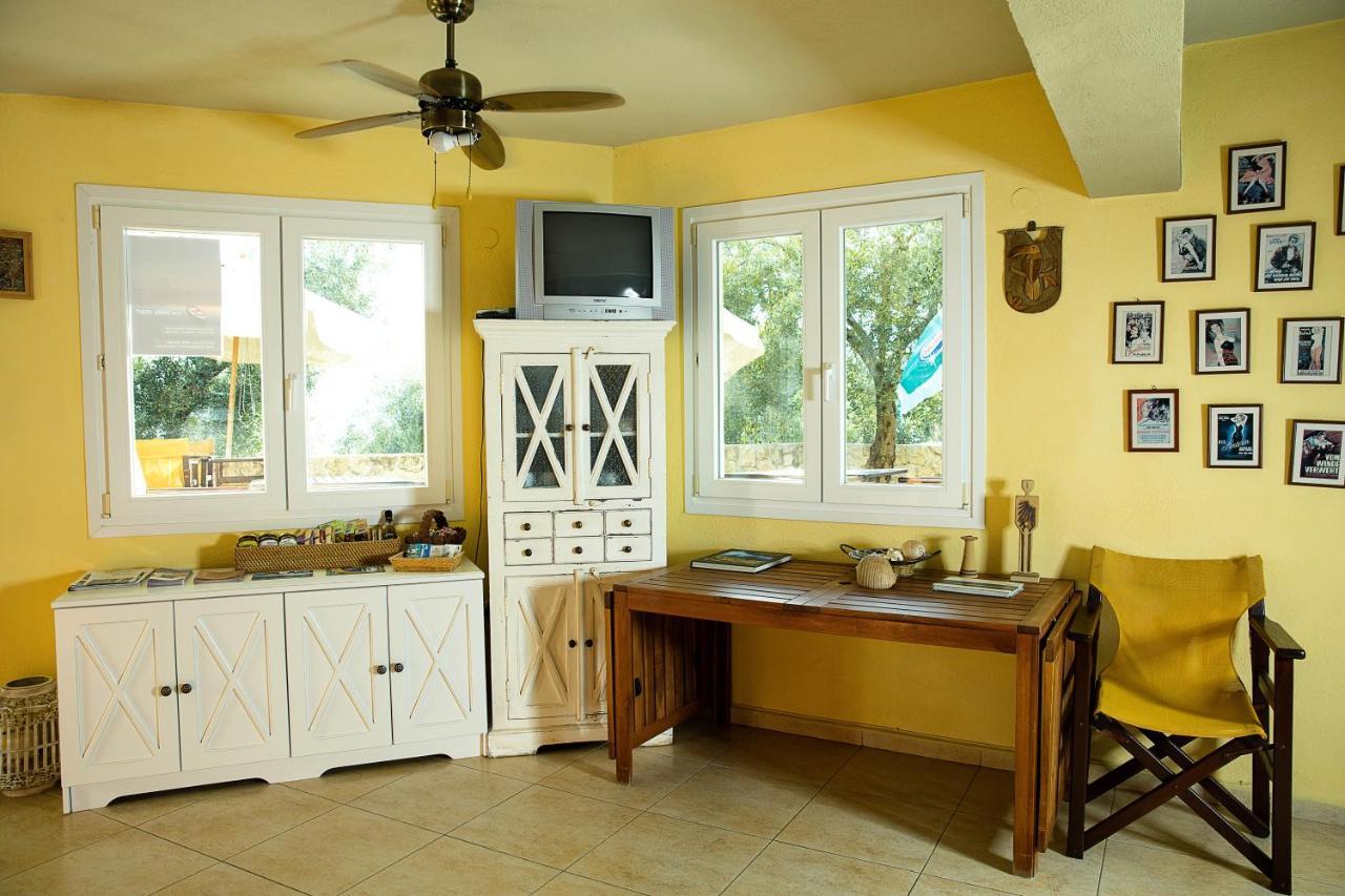 Maistrali Beach Studios Gerakini Extérieur photo